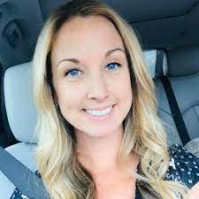 <strong>Emily R.</strong>